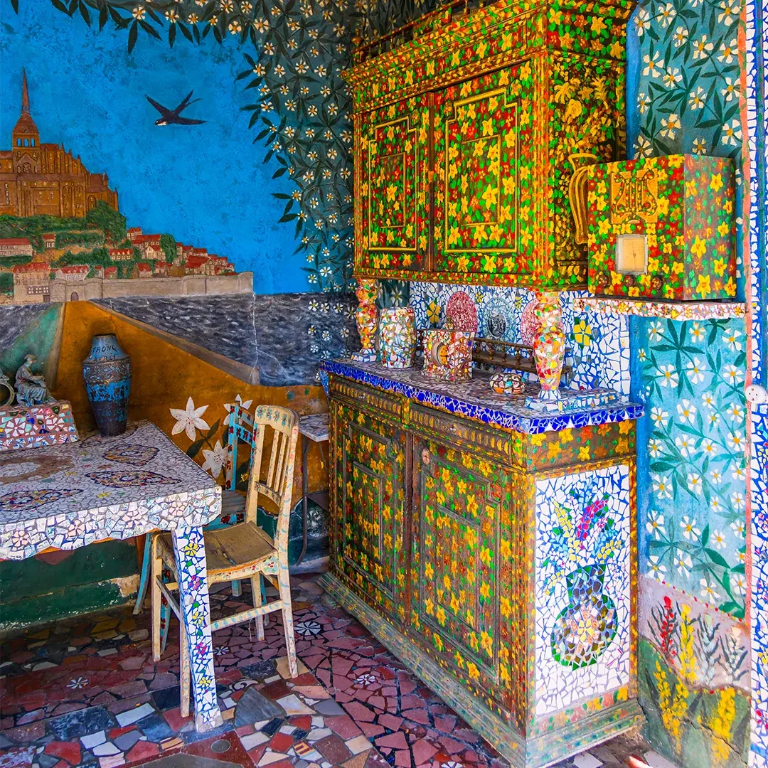 Cuisine de la maison Picassiette faite en faïence 